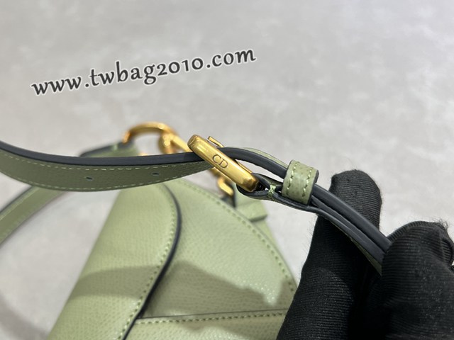 Dior专柜经典马鞍包迪奥高仿原单绿色小号马鞍包腋下肩背包 djfk1630